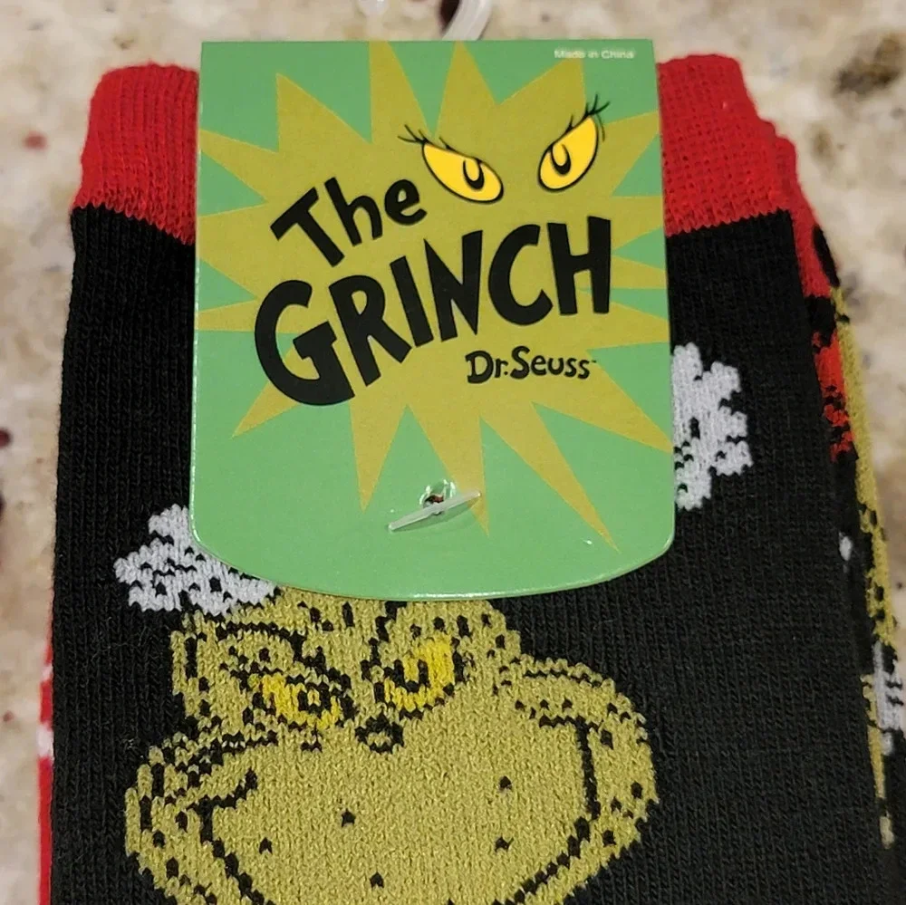 The Grinch Print Socks 3 Pair NWT